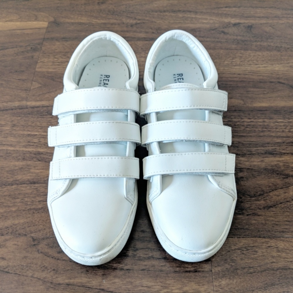 Kenneth Cole Jovie: white sneakers with straps